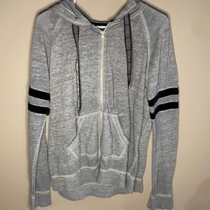 Grey/gray hoodie jacket zipper no boundaries